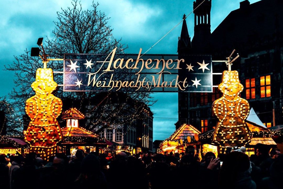 //creative.astraone.io/files/5-Aachener-Weihnachtsmarkt-Aachen-Deutschland-1080x720.jpg