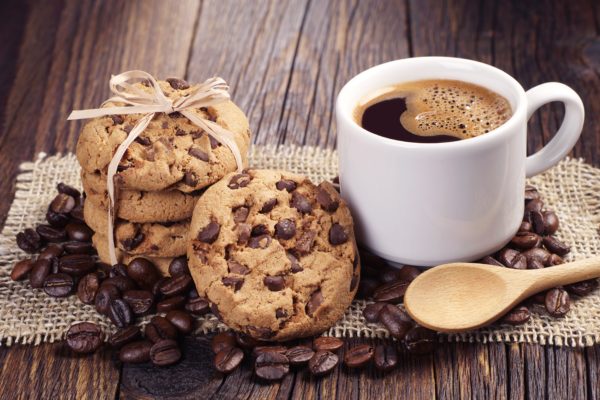 http://creative.astraone.io/files/sweets-coffee-cup-1323495-600x400.jpg